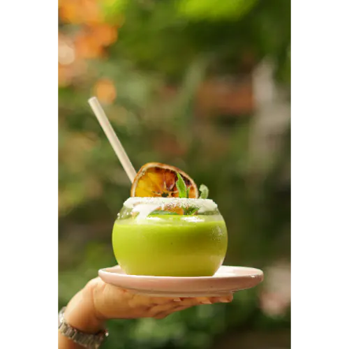 Frappé de mango biche michelado
